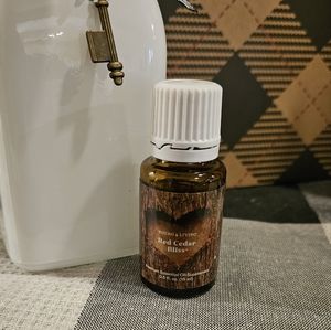 Red Cedar Bliss Essential Oil Young Living